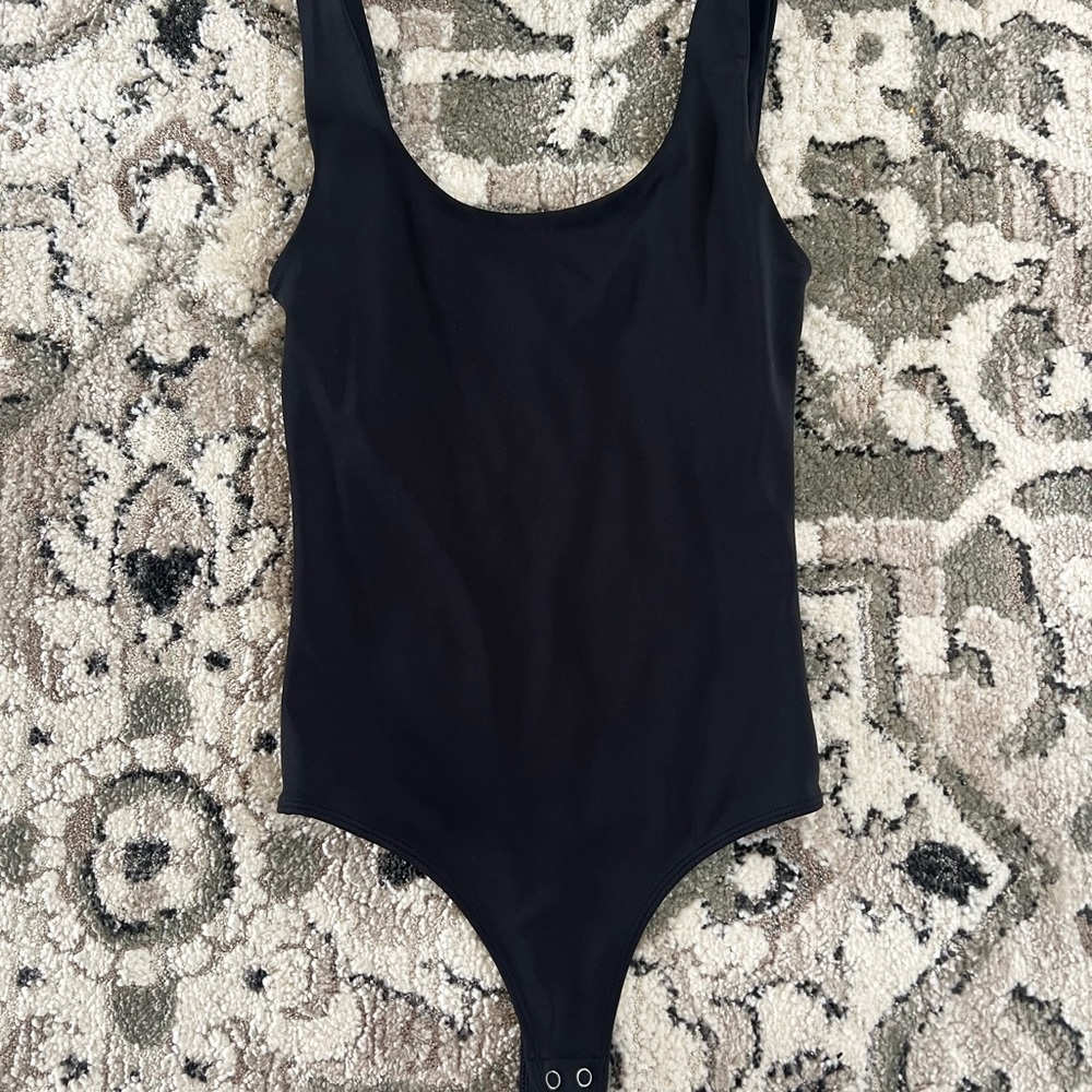 Express Bodycontour Bodysuit